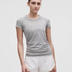 Lululemon swiftly tech grey shirt athletic size 6